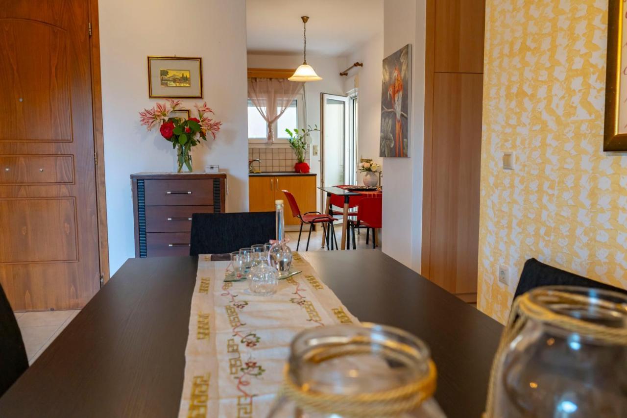 A Quiet Apartment Close To The Sea Goúvai Luaran gambar